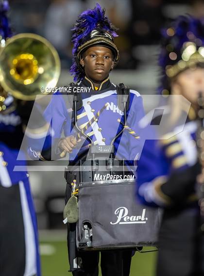 Thumbnail 1 in North Kansas City vs. Lee's Summit (MSHSAA Class 6 District 7 Final) photogallery.