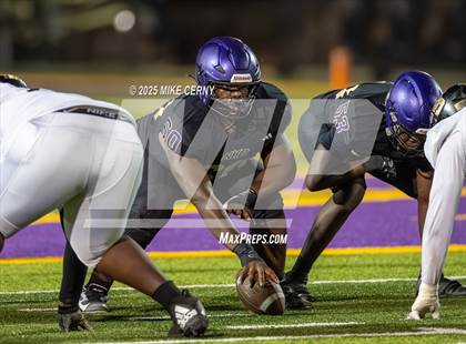Thumbnail 3 in North Kansas City vs. Lee's Summit (MSHSAA Class 6 District 7 Final) photogallery.