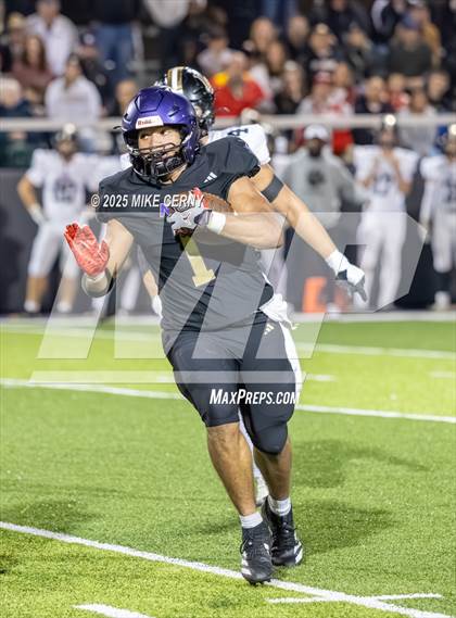 Thumbnail 3 in North Kansas City vs. Lee's Summit (MSHSAA Class 6 District 7 Final) photogallery.