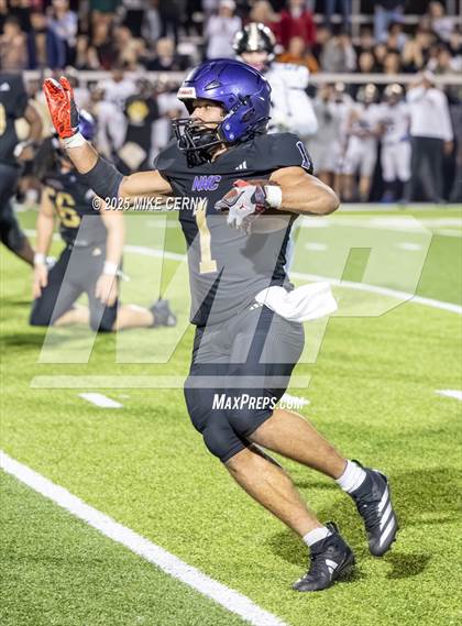 Thumbnail 1 in North Kansas City vs. Lee's Summit (MSHSAA Class 6 District 7 Final) photogallery.