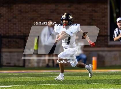 Thumbnail 2 in North Kansas City vs. Lee's Summit (MSHSAA Class 6 District 7 Final) photogallery.