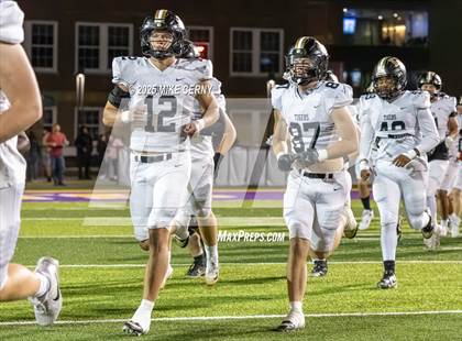 Thumbnail 2 in North Kansas City vs. Lee's Summit (MSHSAA Class 6 District 7 Final) photogallery.