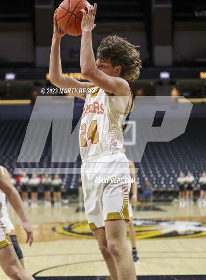 Thumbnail 2 in Higbee vs North Shelby (Norm Stewart Classic) photogallery.