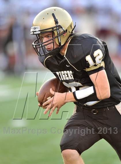 Thumbnail 3 in Irving Gold @ Lewisville White photogallery.