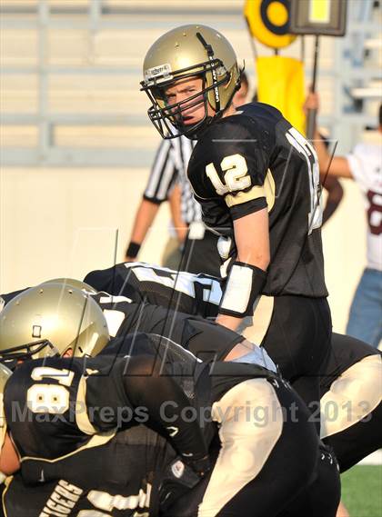 Thumbnail 2 in Irving Gold @ Lewisville White photogallery.