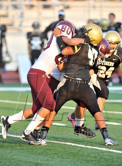 Thumbnail 3 in Irving Gold @ Lewisville White photogallery.