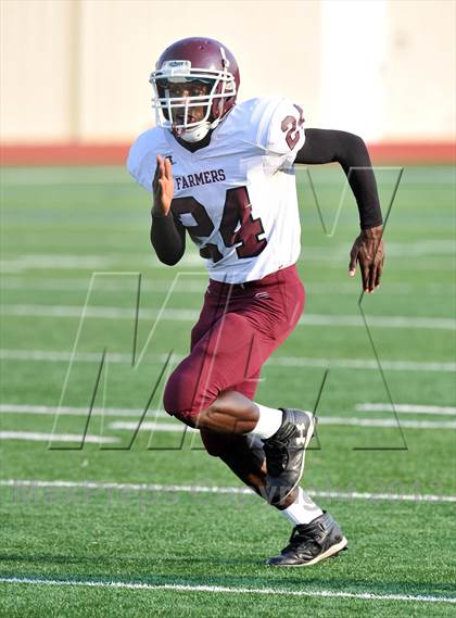 Thumbnail 2 in Irving Gold @ Lewisville White photogallery.