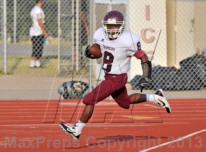 Thumbnail 1 in Irving Gold @ Lewisville White photogallery.