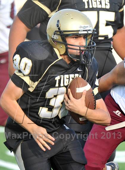 Thumbnail 1 in Irving Gold @ Lewisville White photogallery.