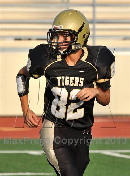 Thumbnail 1 in Irving Gold @ Lewisville White photogallery.