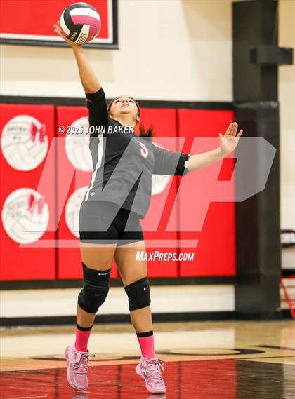 Thumbnail 2 in JV: Oasis Academy @ Pershing County photogallery.