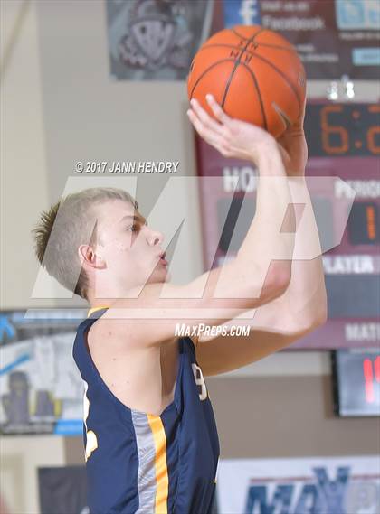 Thumbnail 2 in Bellevue vs. Pinnacle (Rancho Mirage Holiday Invitational) photogallery.
