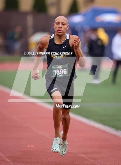 Thumbnail 3 in Brother Borgia Meet (Relays) photogallery.