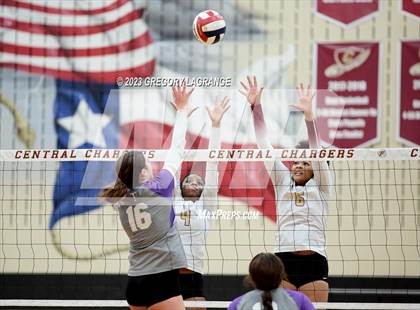 Thumbnail 2 in Timber Creek vs Keller Central photogallery.