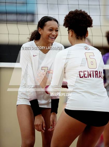 Thumbnail 2 in Timber Creek vs Keller Central photogallery.