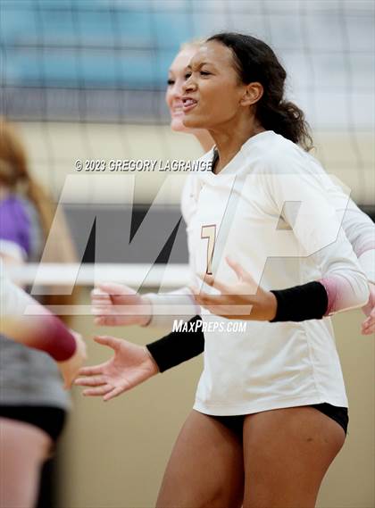 Thumbnail 2 in Timber Creek vs Keller Central photogallery.