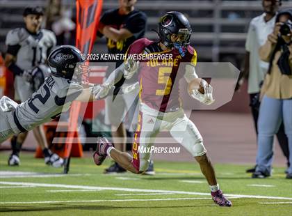 Thumbnail 3 in Hanford @ Tulare Union photogallery.