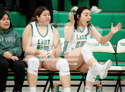 Thumbnail 2 in Callisburg vs Valley View photogallery.