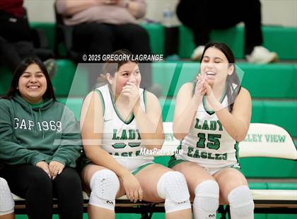 Thumbnail 1 in Callisburg vs Valley View photogallery.