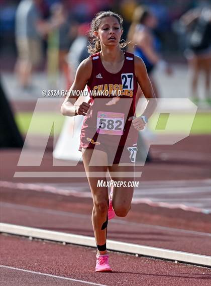 Thumbnail 2 in IHSAA Finals (1600 Meter)  photogallery.