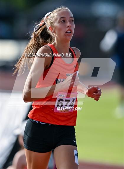Thumbnail 1 in IHSAA Finals (1600 Meter)  photogallery.