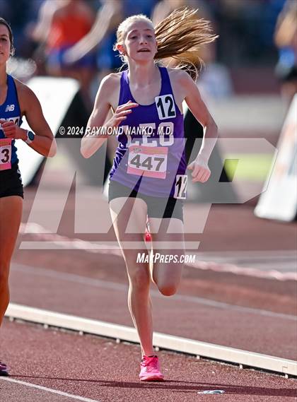 Thumbnail 3 in IHSAA Finals (1600 Meter)  photogallery.