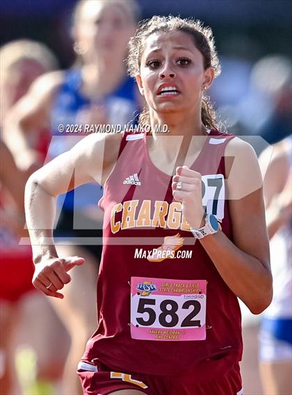 Thumbnail 1 in IHSAA Finals (1600 Meter)  photogallery.