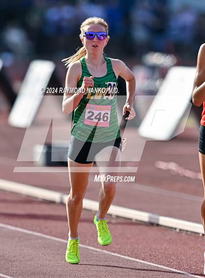Thumbnail 1 in IHSAA Finals (1600 Meter)  photogallery.