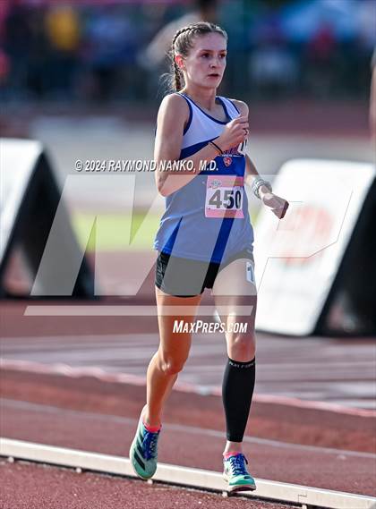 Thumbnail 1 in IHSAA Finals (1600 Meter)  photogallery.