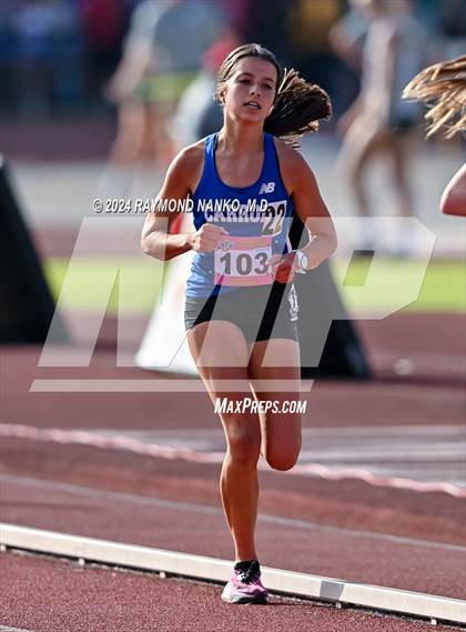 Thumbnail 2 in IHSAA Finals (1600 Meter)  photogallery.