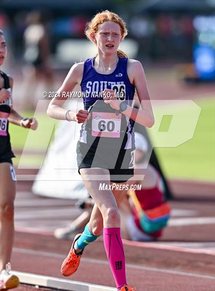 Thumbnail 2 in IHSAA Finals (1600 Meter)  photogallery.