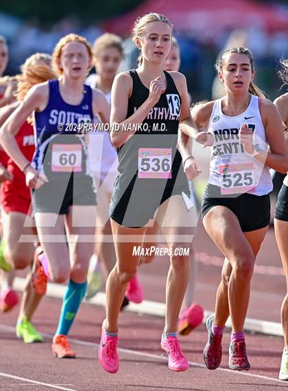 Thumbnail 3 in IHSAA Finals (1600 Meter)  photogallery.