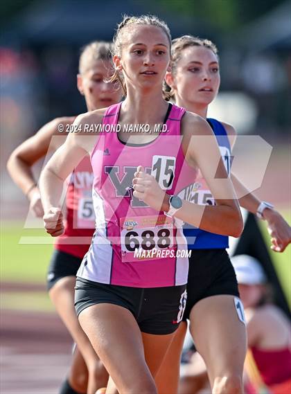 Thumbnail 3 in IHSAA Finals (1600 Meter)  photogallery.