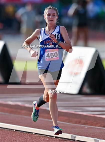 Thumbnail 1 in IHSAA Finals (1600 Meter)  photogallery.