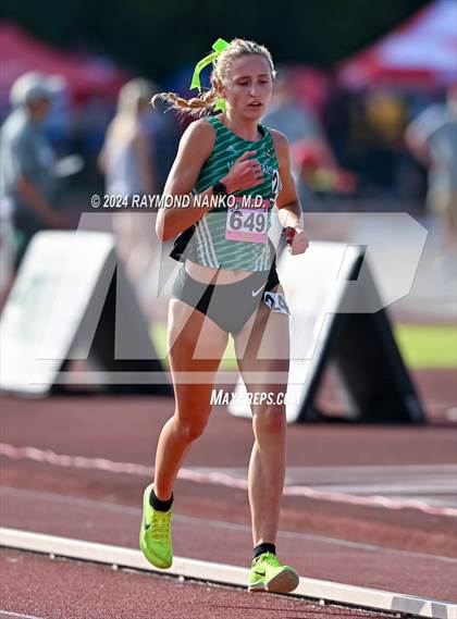 Thumbnail 3 in IHSAA Finals (1600 Meter)  photogallery.