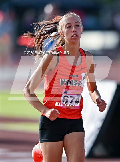 Thumbnail 1 in IHSAA Finals (1600 Meter)  photogallery.