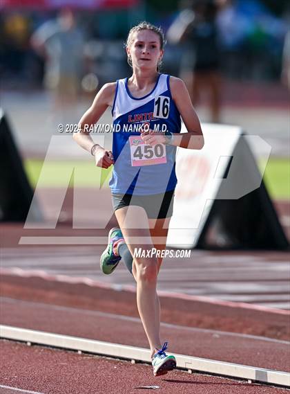 Thumbnail 2 in IHSAA Finals (1600 Meter)  photogallery.