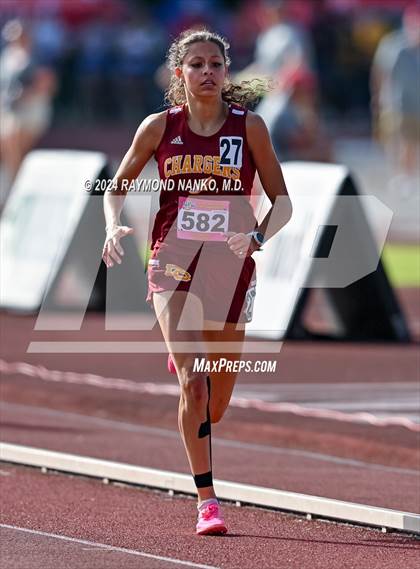 Thumbnail 2 in IHSAA Finals (1600 Meter)  photogallery.