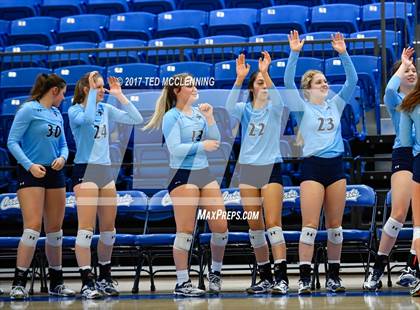 Thumbnail 2 in  Har-ber vs Conway (AAA 7A 3rd Round Playoff) photogallery.