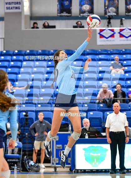 Thumbnail 1 in  Har-ber vs Conway (AAA 7A 3rd Round Playoff) photogallery.