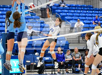 Thumbnail 2 in  Har-ber vs Conway (AAA 7A 3rd Round Playoff) photogallery.