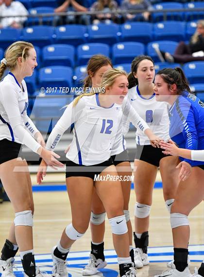 Thumbnail 1 in  Har-ber vs Conway (AAA 7A 3rd Round Playoff) photogallery.