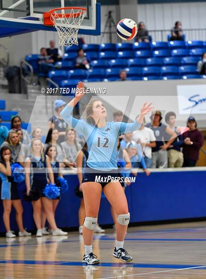Thumbnail 2 in  Har-ber vs Conway (AAA 7A 3rd Round Playoff) photogallery.