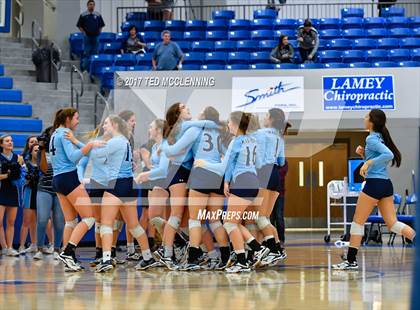 Thumbnail 1 in  Har-ber vs Conway (AAA 7A 3rd Round Playoff) photogallery.