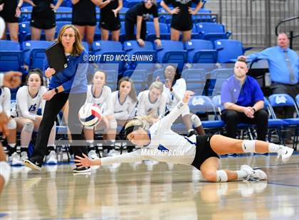 Thumbnail 1 in  Har-ber vs Conway (AAA 7A 3rd Round Playoff) photogallery.