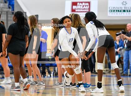 Thumbnail 3 in  Har-ber vs Conway (AAA 7A 3rd Round Playoff) photogallery.
