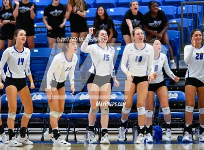 Thumbnail 1 in  Har-ber vs Conway (AAA 7A 3rd Round Playoff) photogallery.