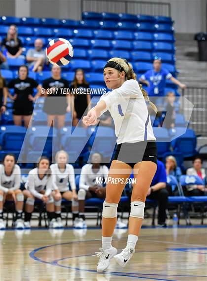 Thumbnail 3 in  Har-ber vs Conway (AAA 7A 3rd Round Playoff) photogallery.