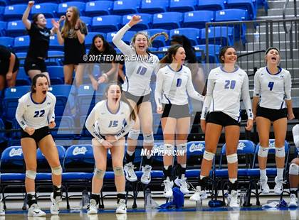 Thumbnail 3 in  Har-ber vs Conway (AAA 7A 3rd Round Playoff) photogallery.