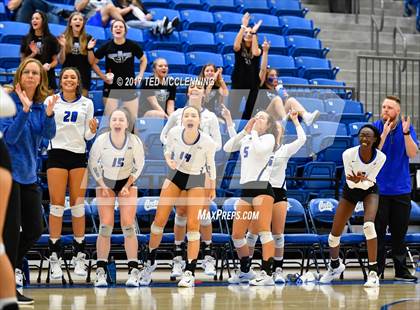 Thumbnail 3 in  Har-ber vs Conway (AAA 7A 3rd Round Playoff) photogallery.